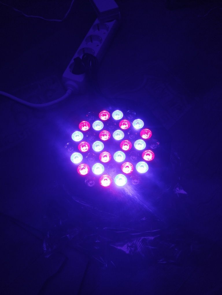 Lampy dyskotekowe LED oświetlenie sceniczne