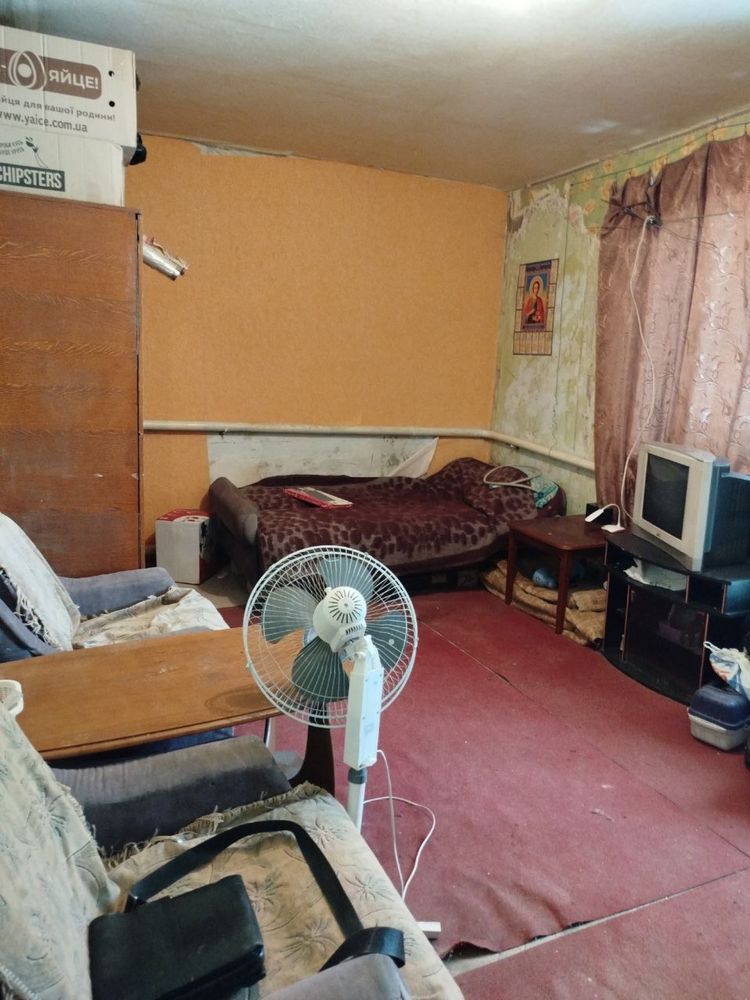 Продам 2-кімнатну квартиру в смт Солоницівка