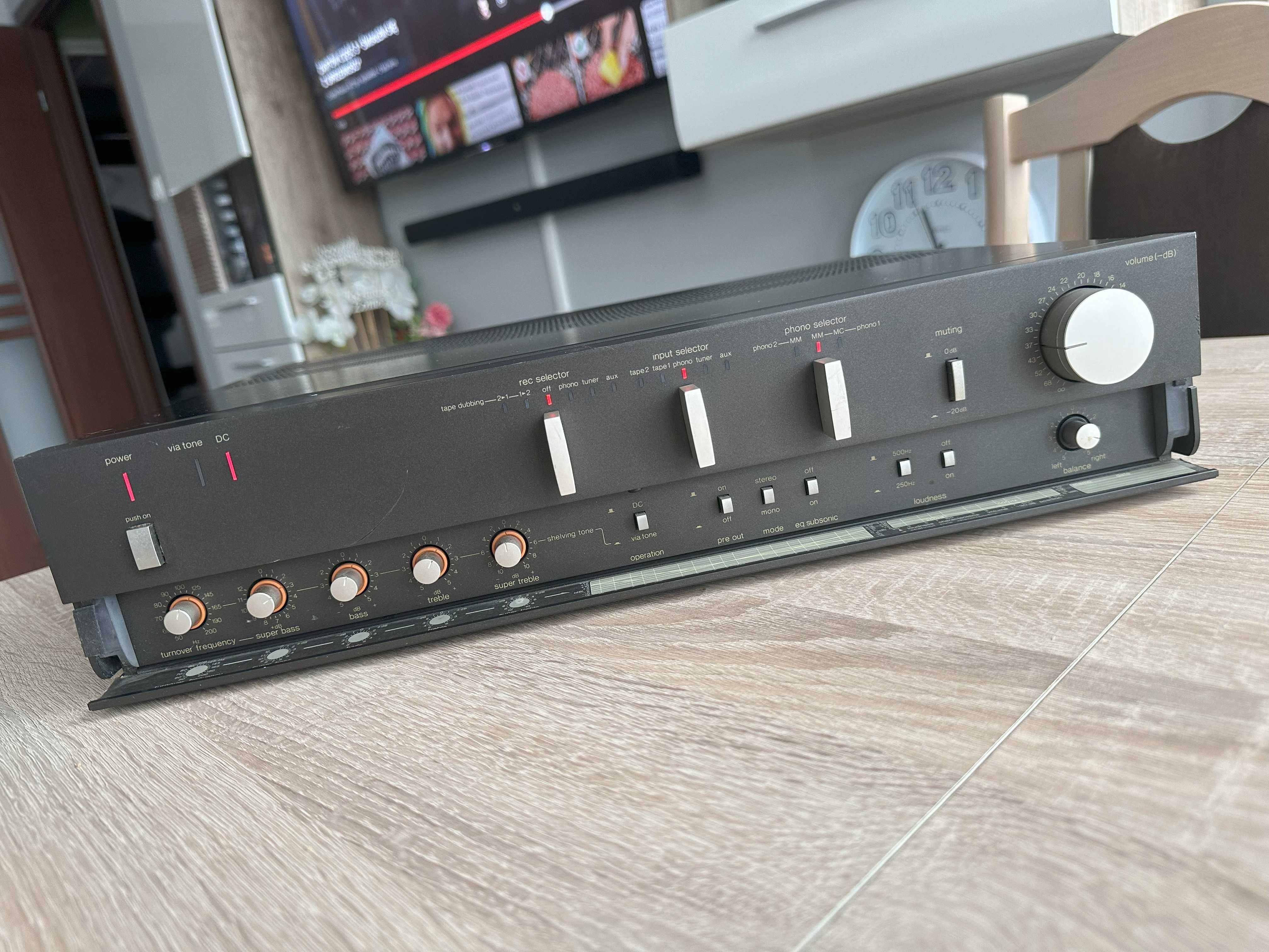 TECHNICS SU-A4 Stereo DC Control Amplifier.