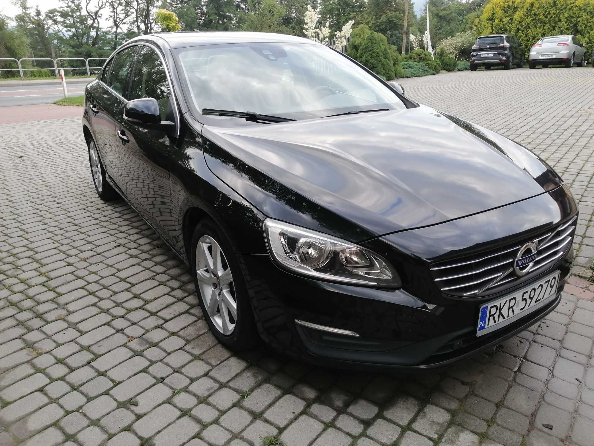 Volvo S60 2.0 D3 150ps - Momentum - stan bdb - 2015r