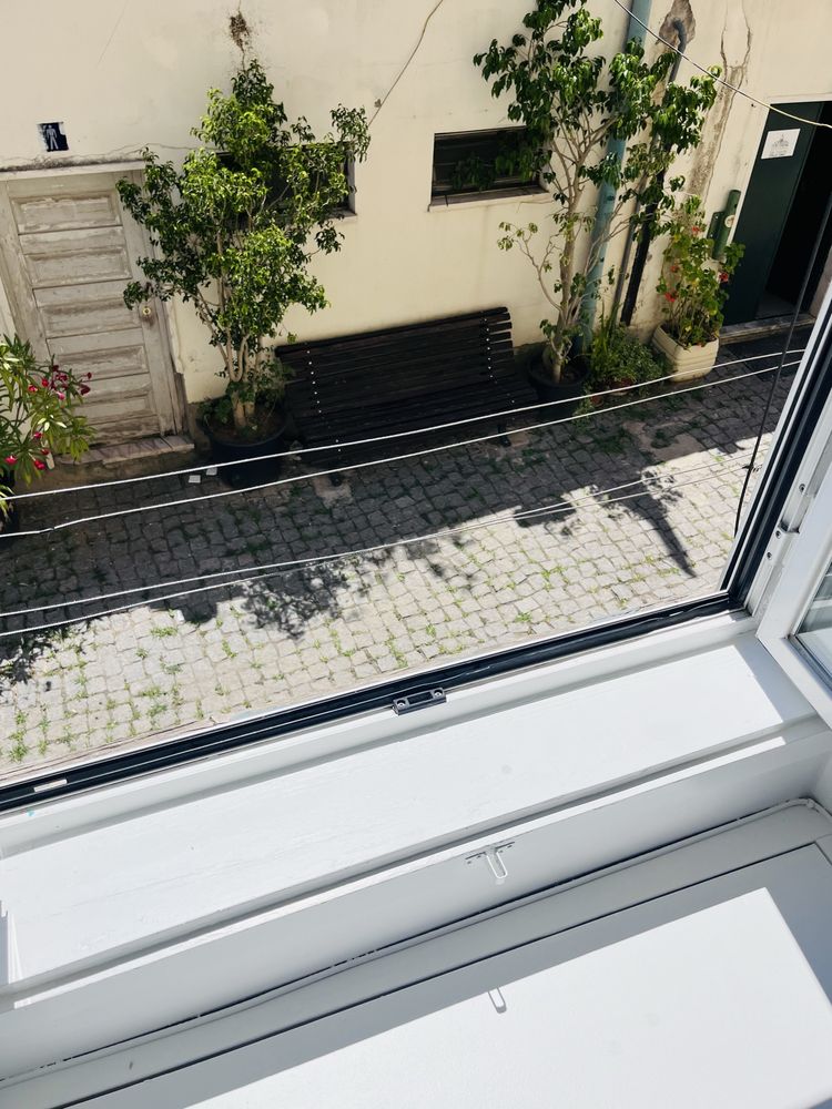 Apartamento T1 Panteão Nacional