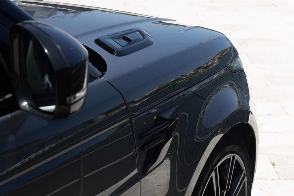Land rover sport