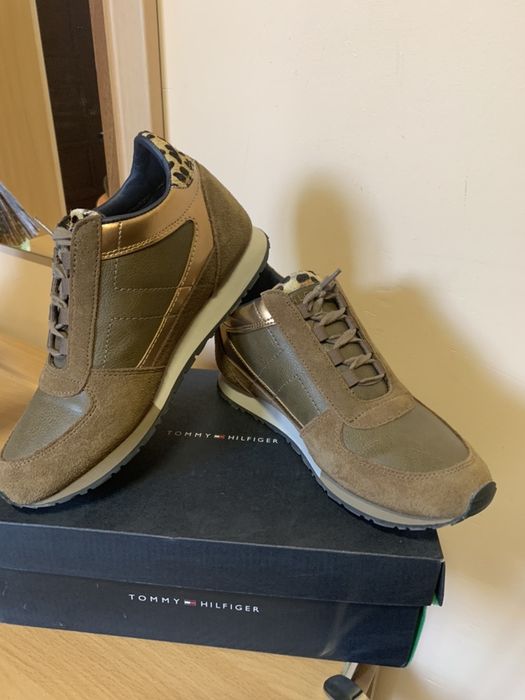 Кросівки Tommy Hilfiger (40)