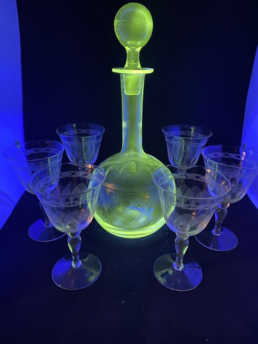 Старинный графин Франция