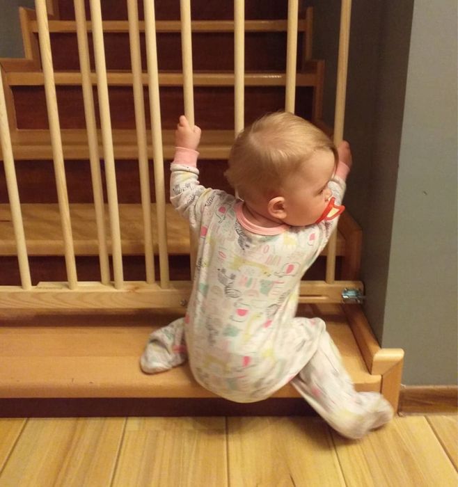 Barierka Bramka Zabezpieczająca Schody Ochronna Dla Dzieci 72-122 cm