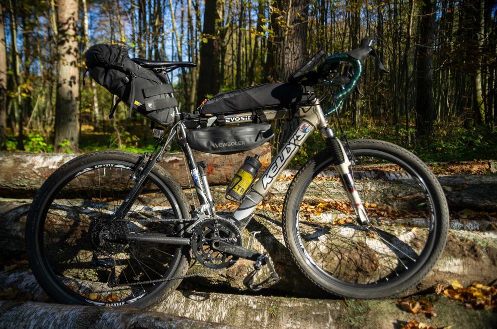 Kellys Quartz – custom gravel MTB 27,5”  Rock Shox lekki, wygodny