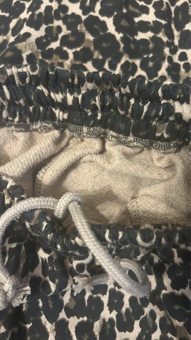 Костюм жіночий, принт леопард