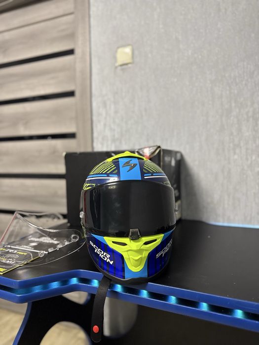 Scorpion EXO-R1 AIR VICTORY мото шлем