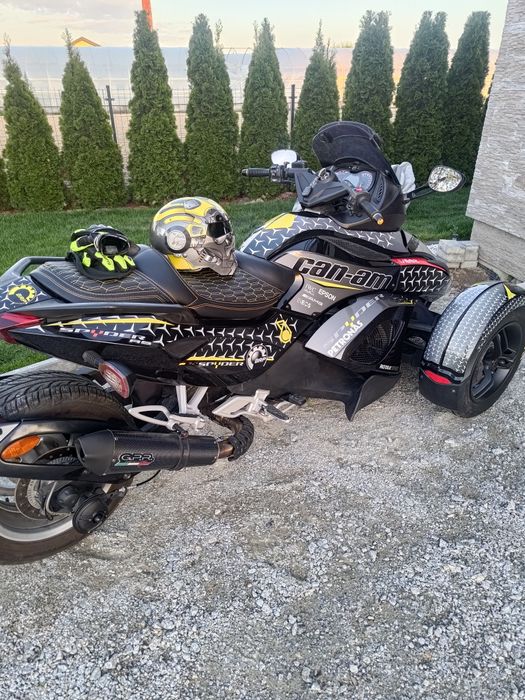 Can AM spyder rs 2013 bez  wkaldu
