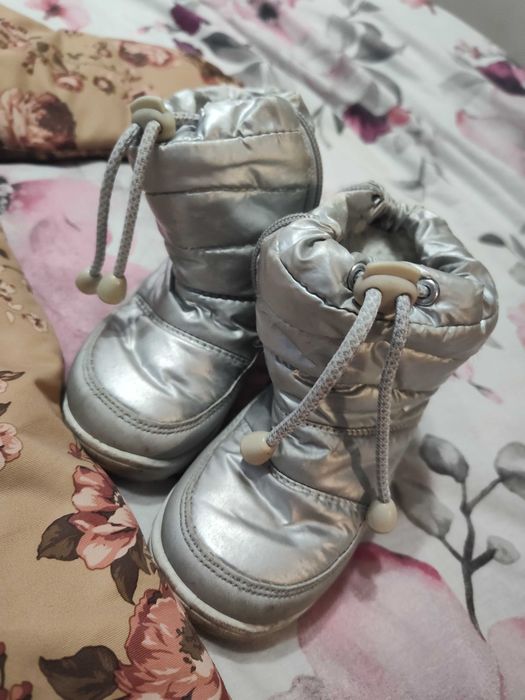 Kombinezon newbie czapka newbie 80