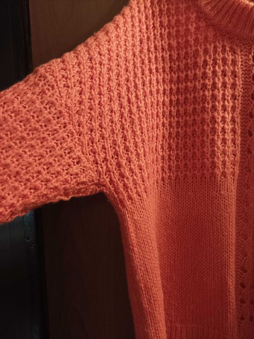 Свитер оранжевый in the style р. 14-16