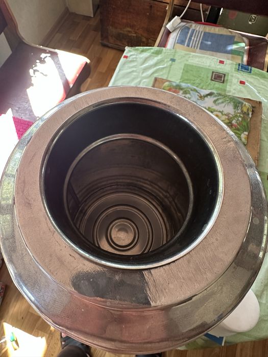 Продам термос НОВЫЙ нержавейка 3 л.