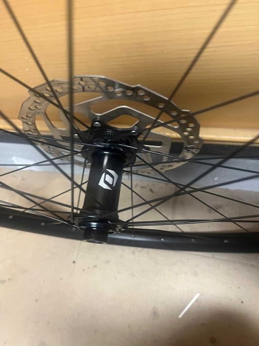 Koła Syncros 2025 X30SE XC 2.5 29" szer 30mm 110x15 i 148x12 boost.