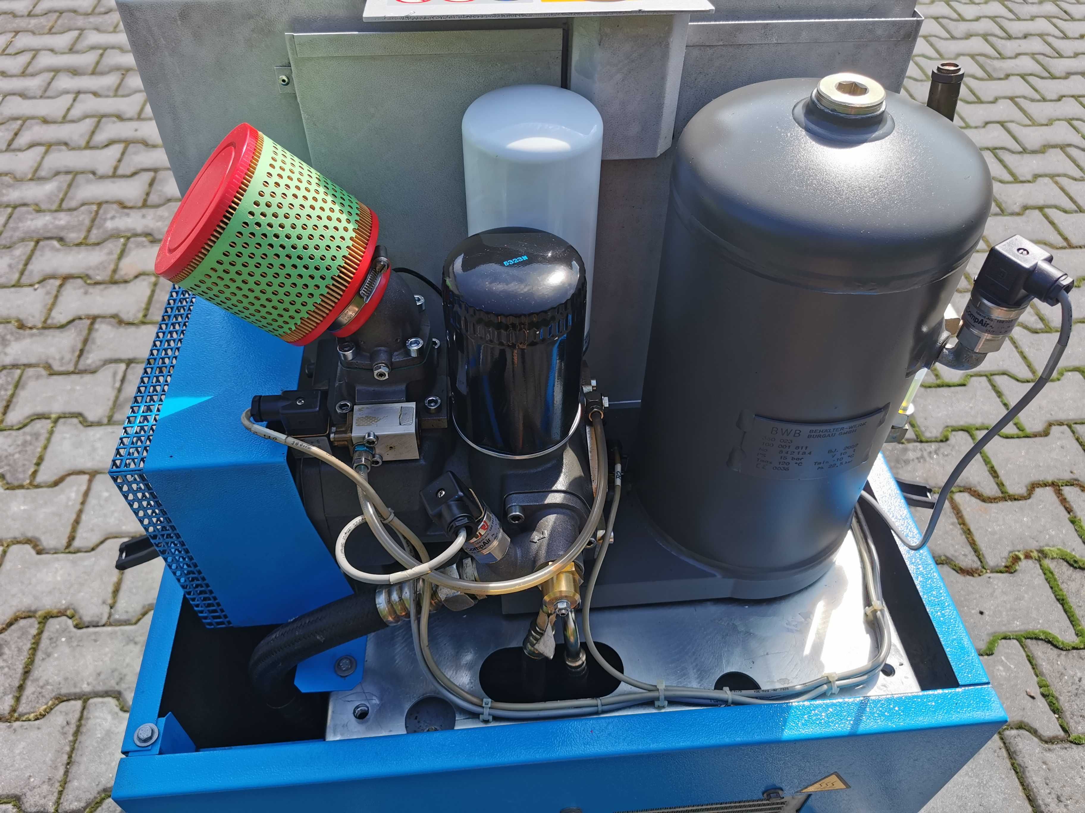 Sprężarka śrubowa COMPAIR L11 kompresor śrubowy  1500l/min   10 BAR