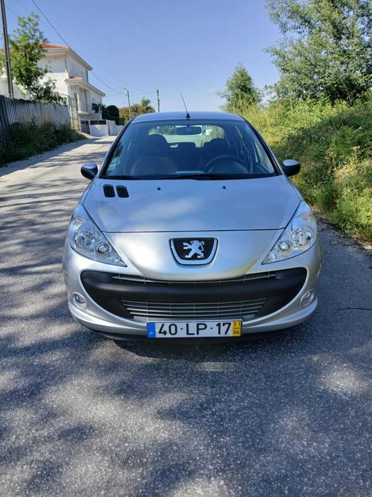 Peugeot 206 plus 1.1 - 83000 Km