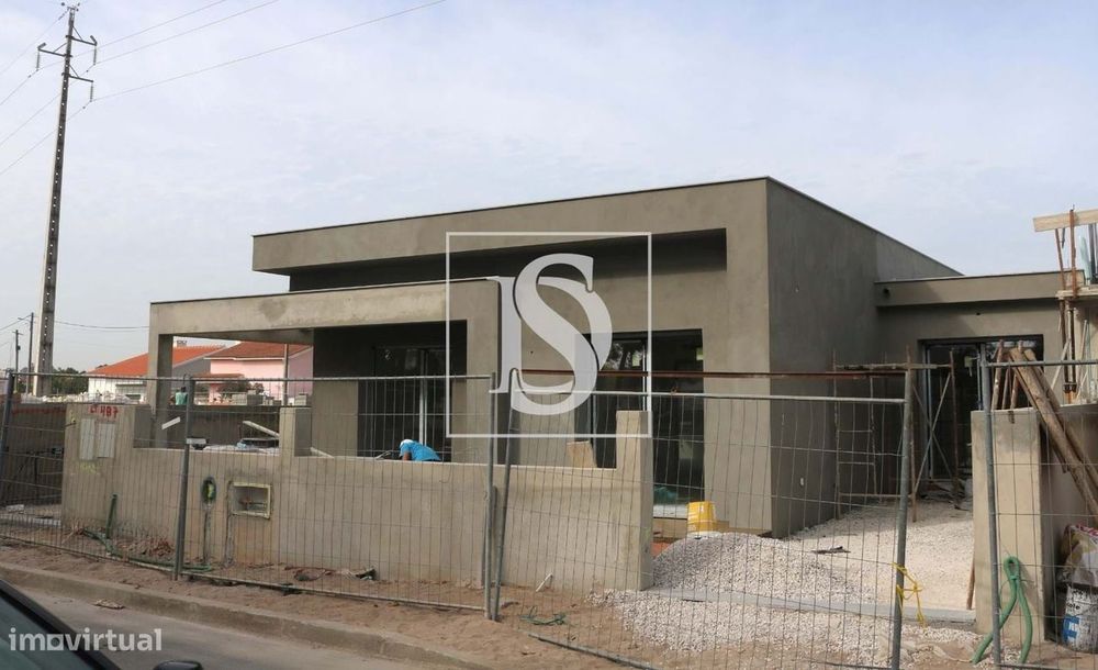 Moradia Térrea T3+1 com Piscina | Arquitetura Contemporânea | Pinhal G