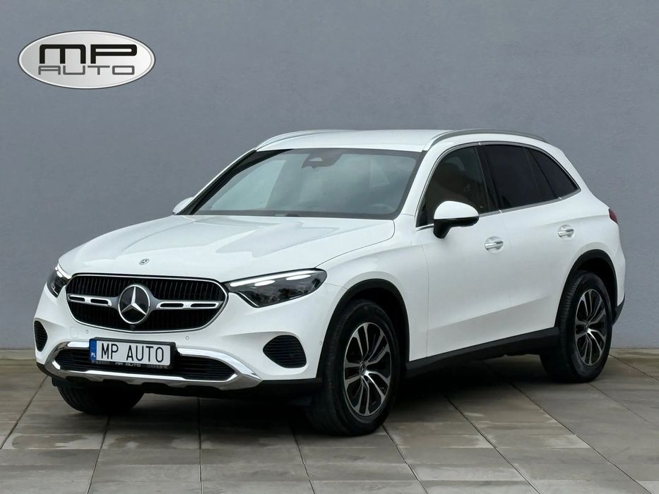 Mercedes-Benz GLC 4Matic salon Polska gwarancja el.hak kamery 360 VAT23%