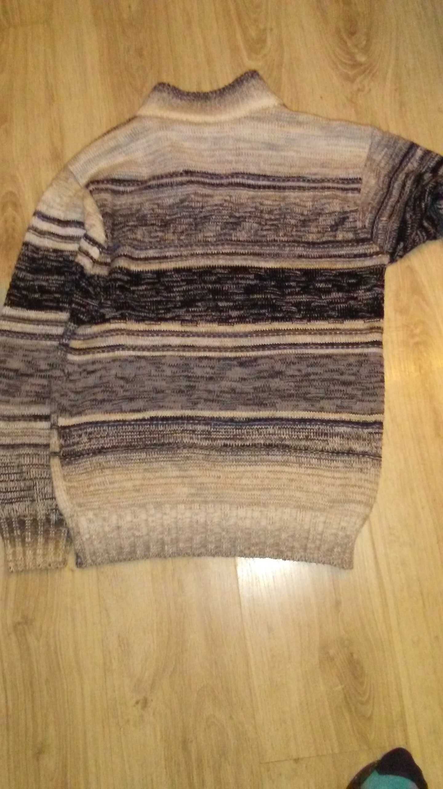 ciepły sweter turecki