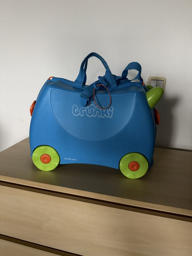 Trunki walizka jeździk
