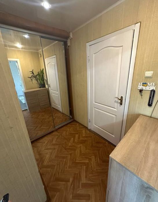 Сдам 1-ю квартиру р-н Перекрестка