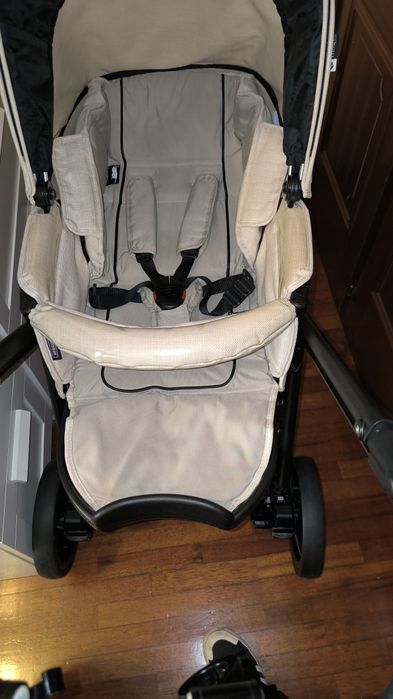 Carrinho de bebé + Ovo Bébécar Hip-Hop Tech