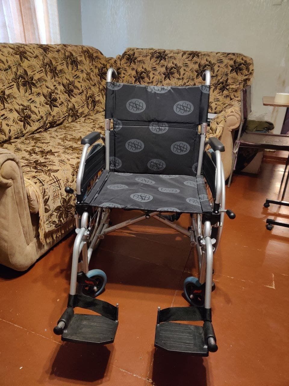 Продам легкое инвалидное кресло-коляску"ERGO LIGHT" OSD-EL-G-**
