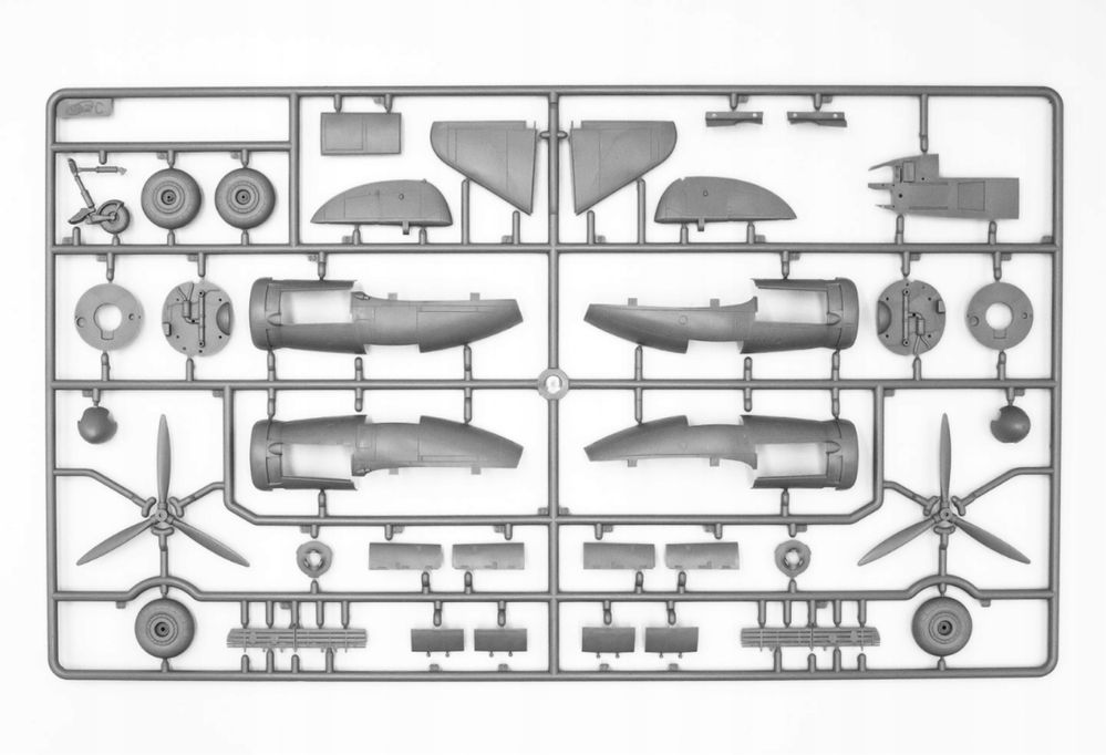 lCM 48101 Samolot Mistel S1 Messerschmitt Bf109 Junkers Ju-88