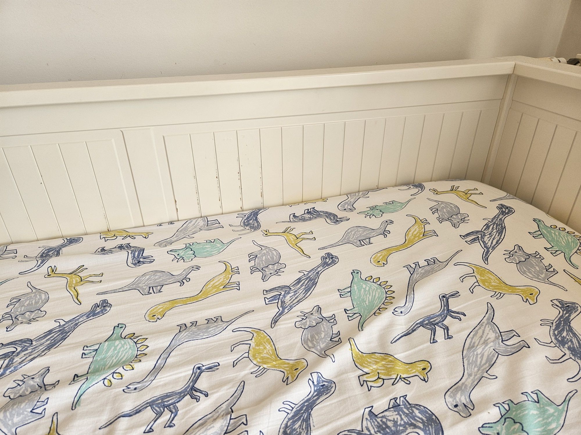 Cama Hemnes duplas + 2 colchões 80x200