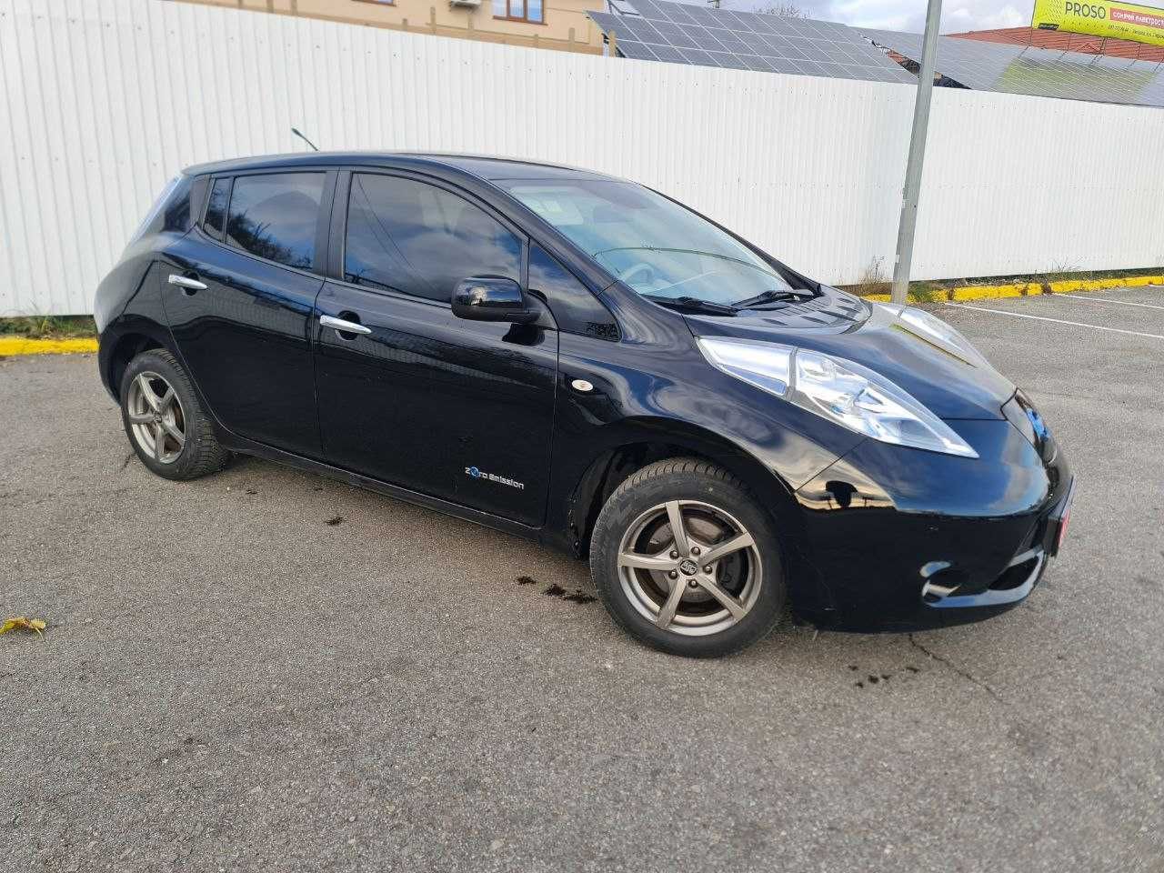 NISSAN Leaf електрокар