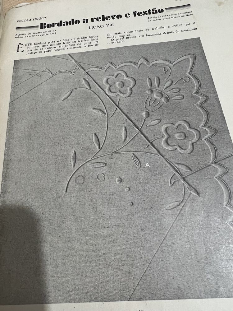 Livro Bordados Artísticos 1931