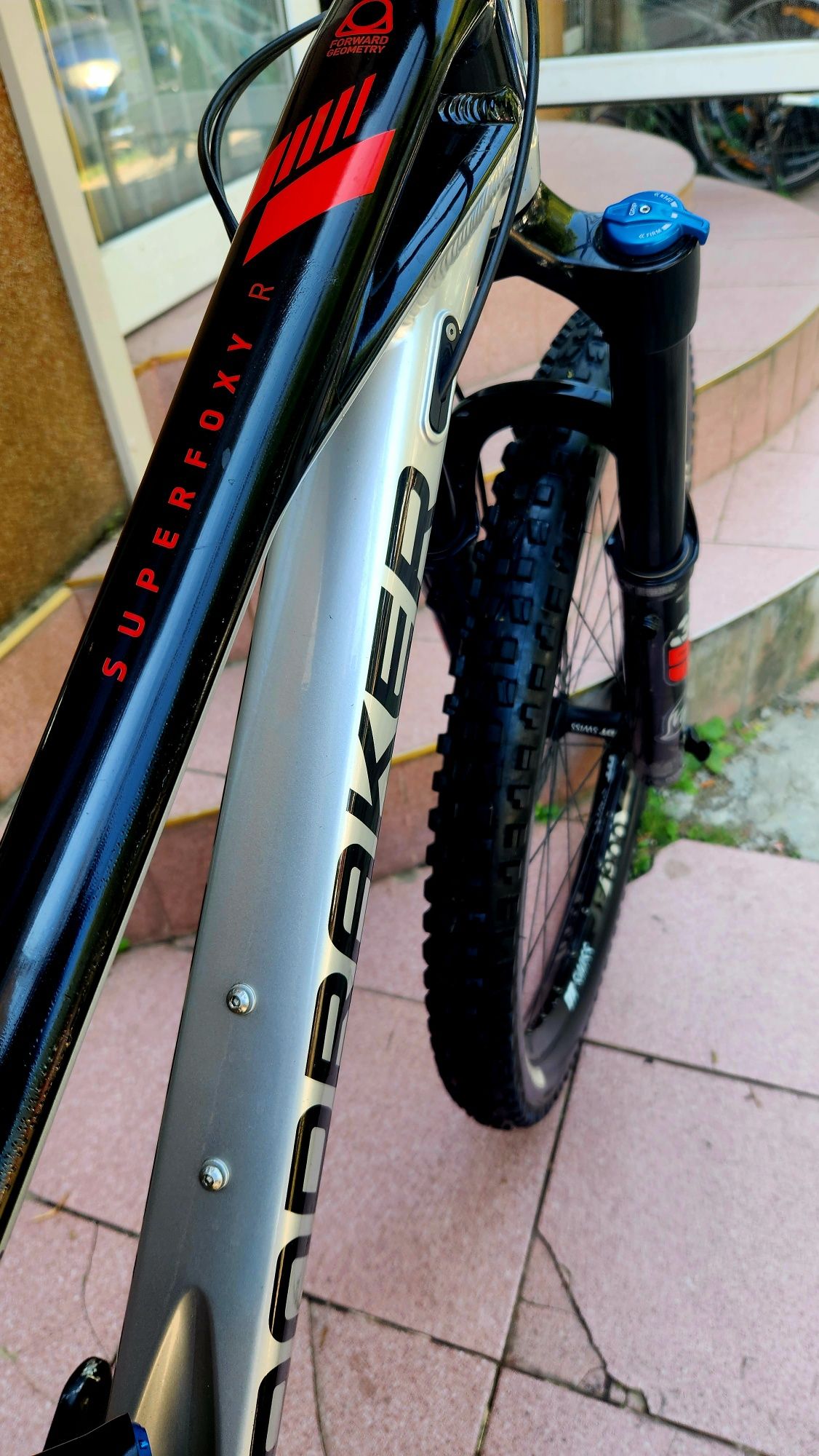 Mondraker superfoxy r 29 enduro
MONDRAKER SUPERFOXY RSuperfoxy RMondra