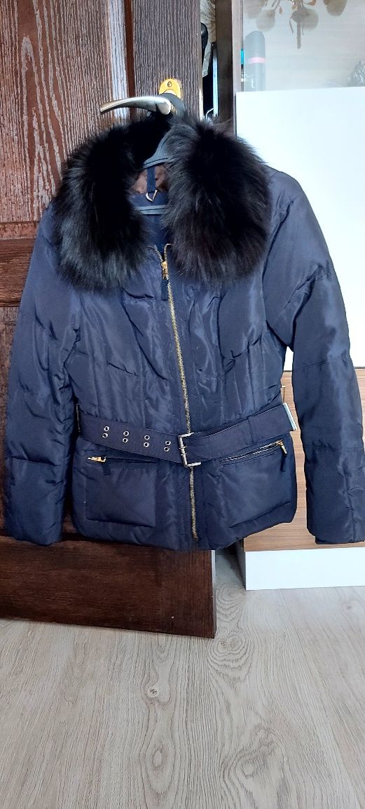 Продам жен. пуховик " Zara"