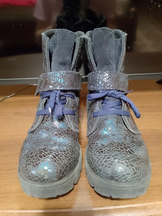 Черевики (ботинки) на дівчину р 35, натуральна шкіра