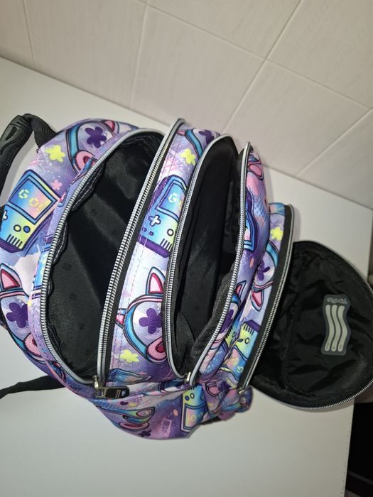 Mochila e estojo original Totto c/ ofertas de material escolar