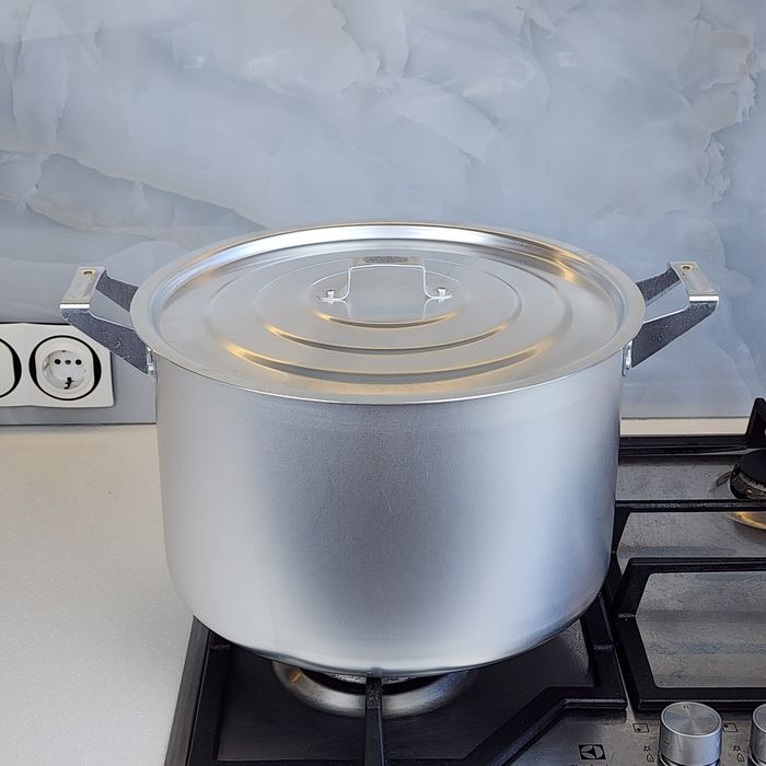 Набор алюминиевых кастрюль 3 шт 2;3;4 л и 8 шт 2;3;4;6;8;11;14;20 л