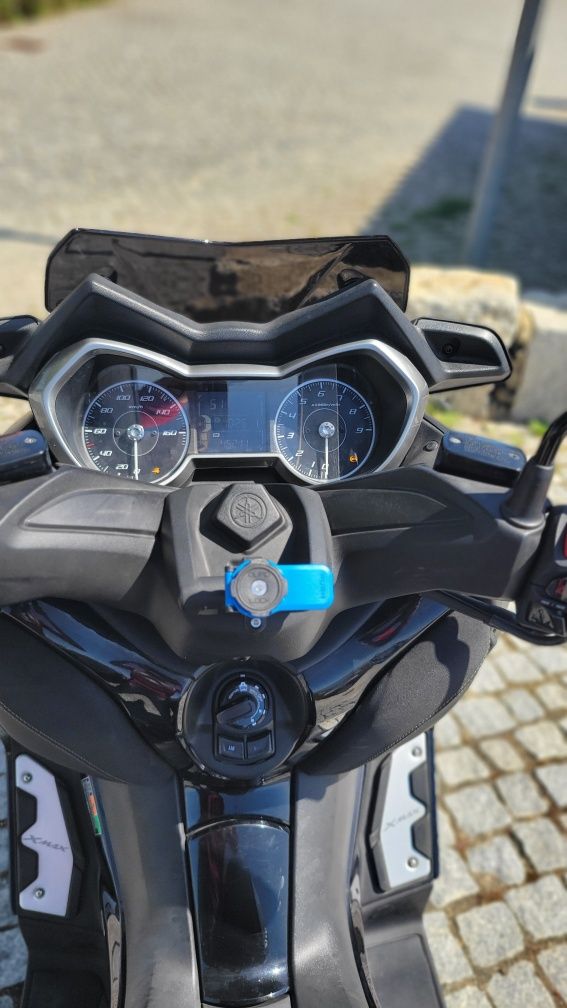 Yamaha X-MAX 300 Tech Max 2023
