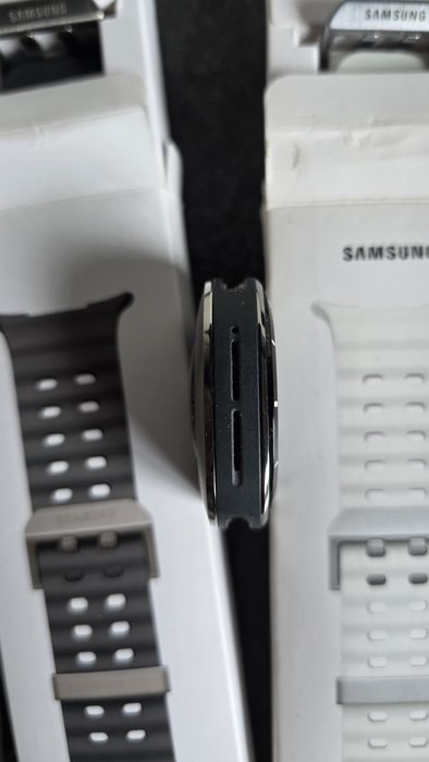 IGUAL A NOVO Samsung Galaxy Whatch 7 Ultra LTE titanium  + 7 bracelete