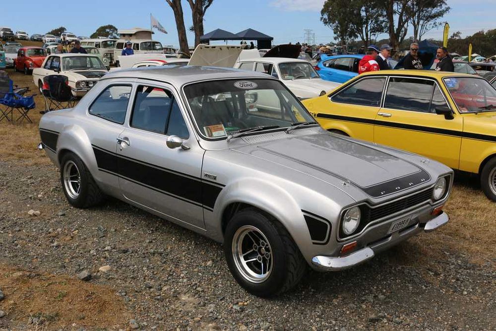 Faixas RS2000 para Ford Escort MK1
