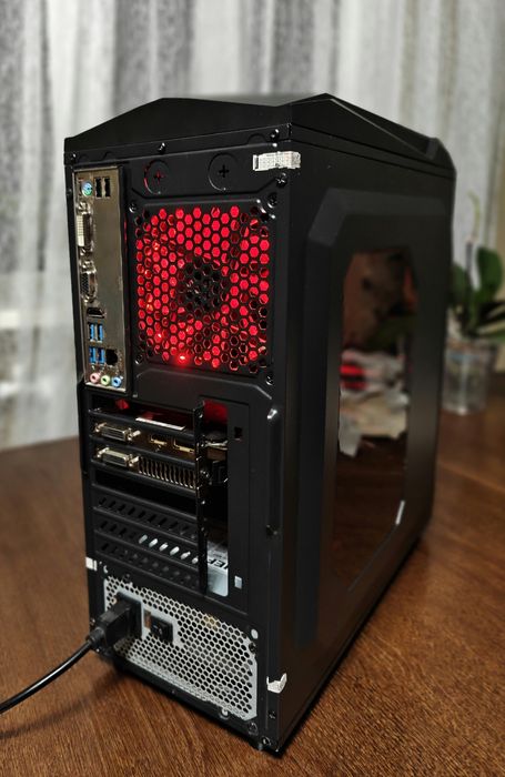 Ddr4 32gb | ryzen5 2600 | gtx 1060 6gb | ssd 256 + hdd 1tb
