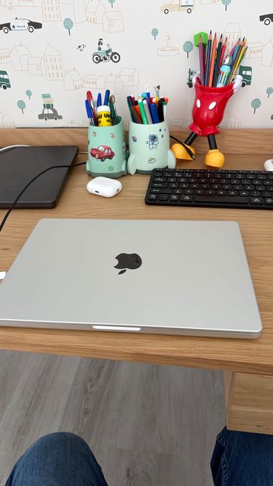 Apple MacBook Pro 14", M1 Pro,  2021