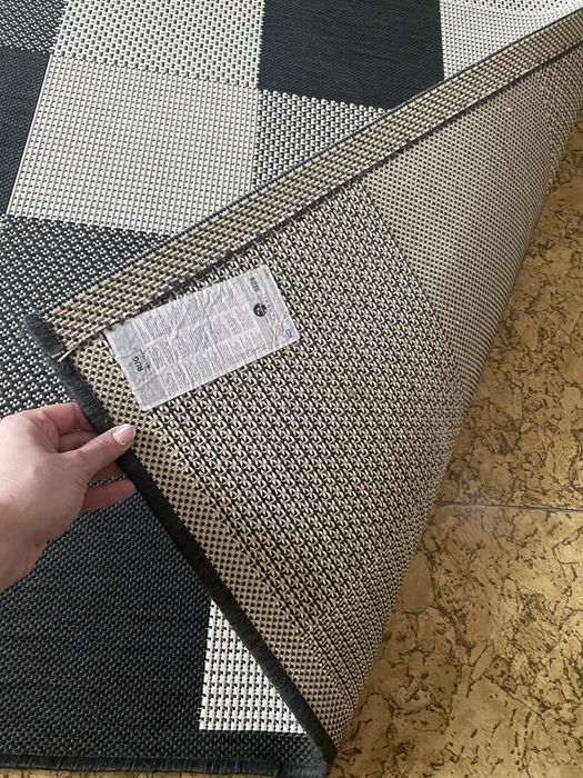 Килим гарної якрсті 130*193