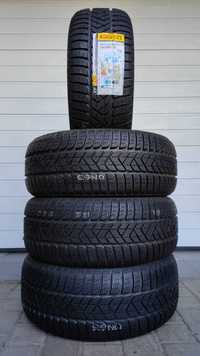 4 sztuki opony zimowe 205/50/17 Pirelli Sottozero 3 93V XL (OL176/O)