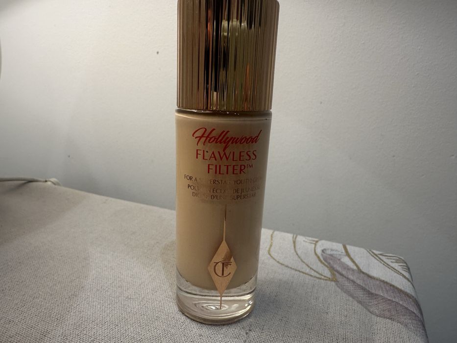Charlotte Tilbury Hollywood Flawless Filter