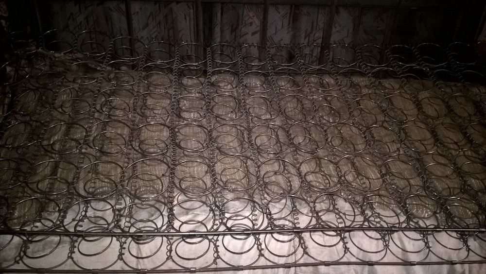 Диван-кровать металл