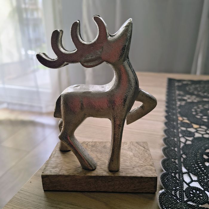 Złoty jelonek dekoracja