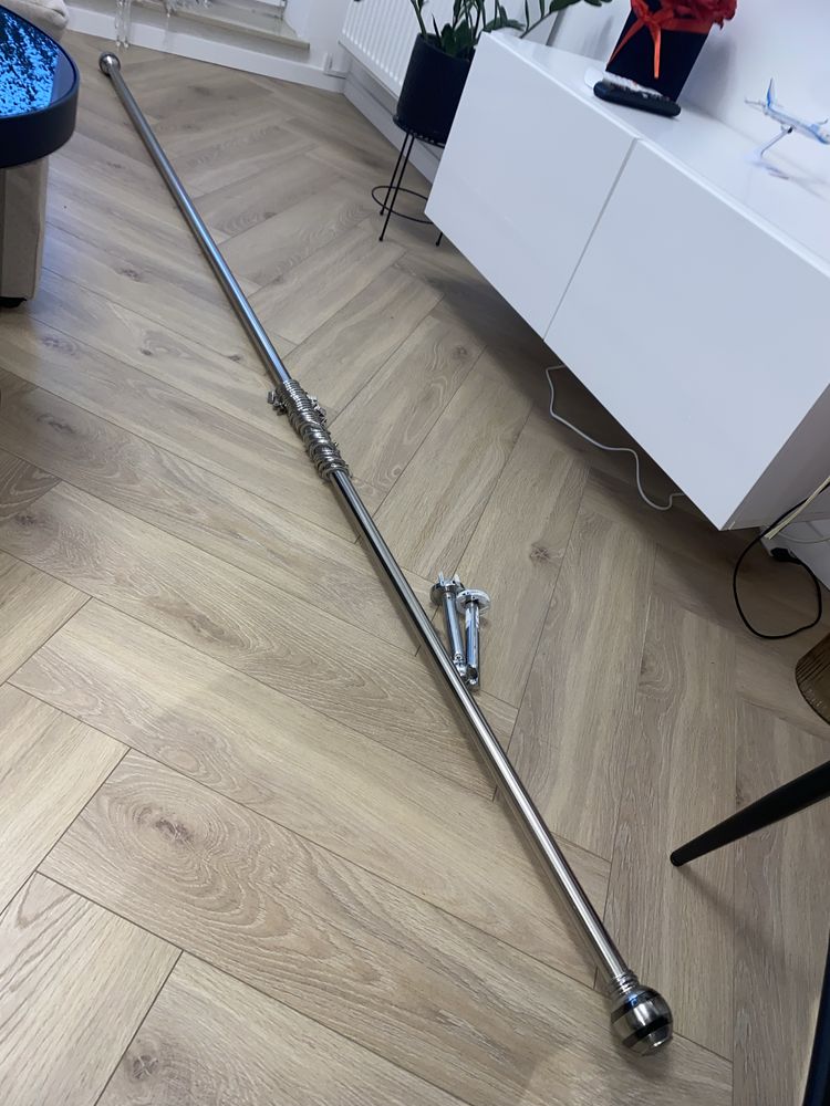 Karnisz srebrny 240 cm