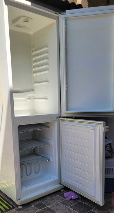 Холодильник продам