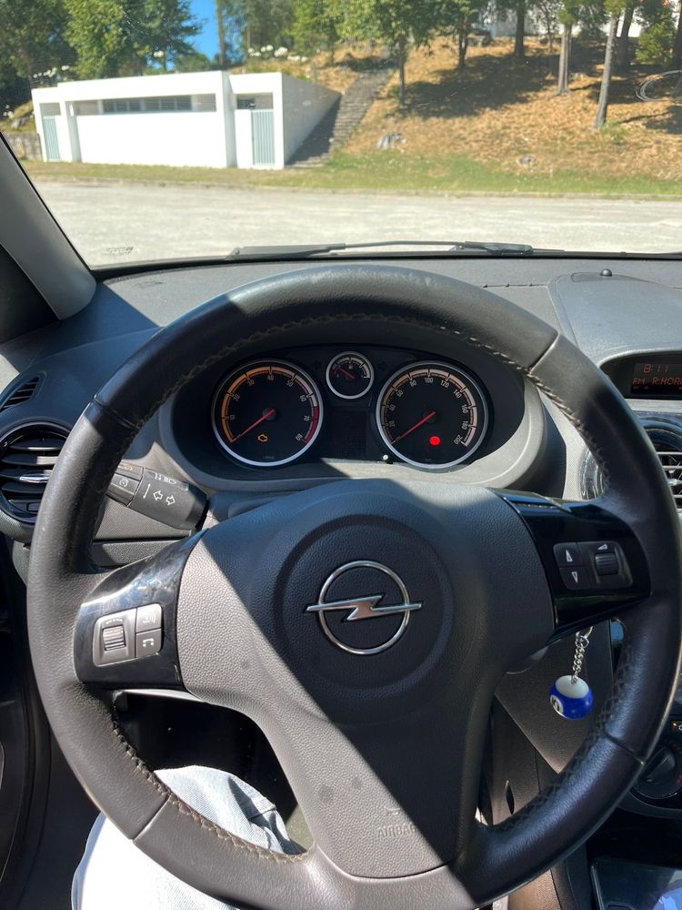 Opel Corsa gasolina
