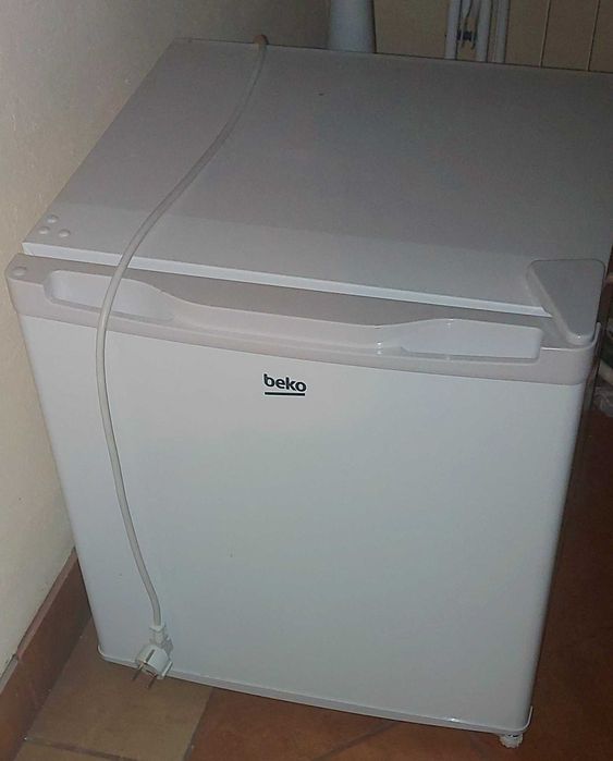 Mała lodówka Beko