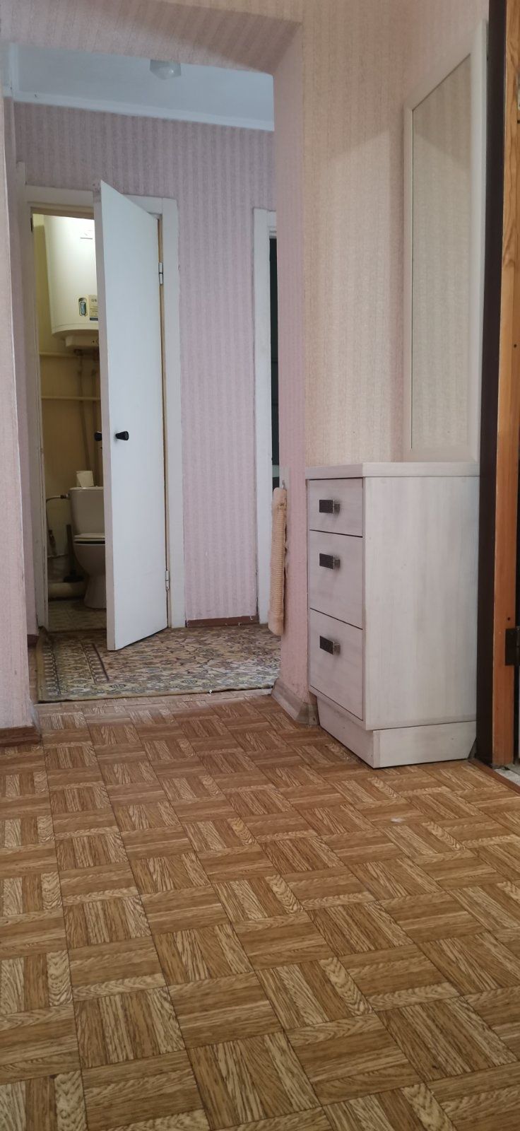 Здається 2к.кв. у довгострокову оренду